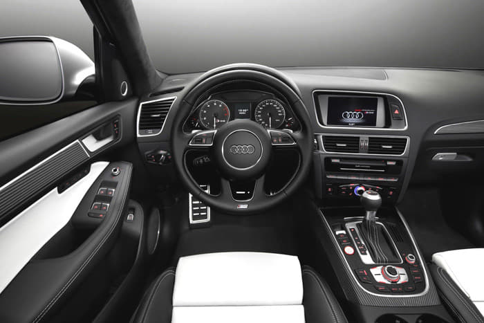 Audi SQ5 FSI photo gallery 